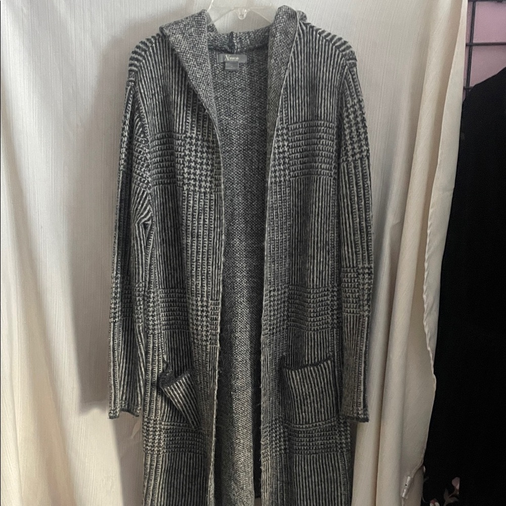 Natural Reflections Black and Gray Hooded Cape